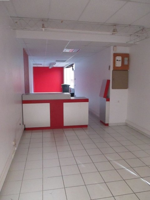 Vente Local commercial , 950 pi2 à Aix-les-Bains dans le centre ville (73100) en France