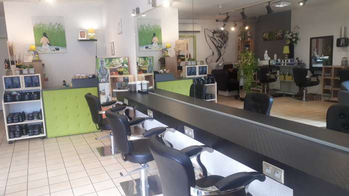 Vente Salon de coiffure dans le centre ville, à Voiron (38500)