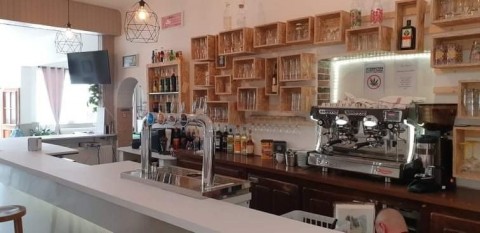Vente Bar, Tabac, Loto, PMU, Presse, Epicerie avec terrasse à Mesnil-sur-l'Estrée à la campagne (27650)