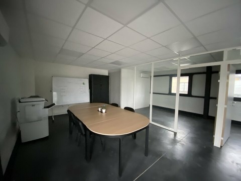 Vente Bureaux / Locaux professionnels, 71 m2 à Fenouillet (31150)