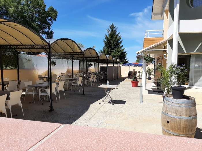 Vente Restaurant, Pizzeria 40 couverts avec terrasse près de Dax (40100)