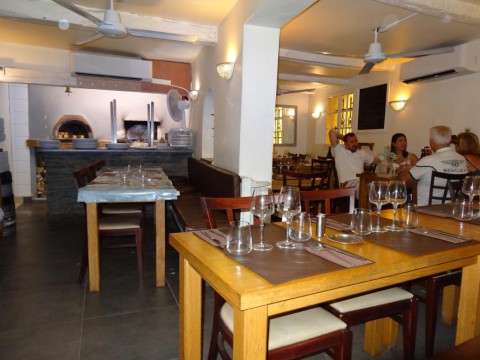 Vente Bar, Restaurant, Pizzeria 50 couverts avec terrasse à Antibes dans une rue piétonne (06600)