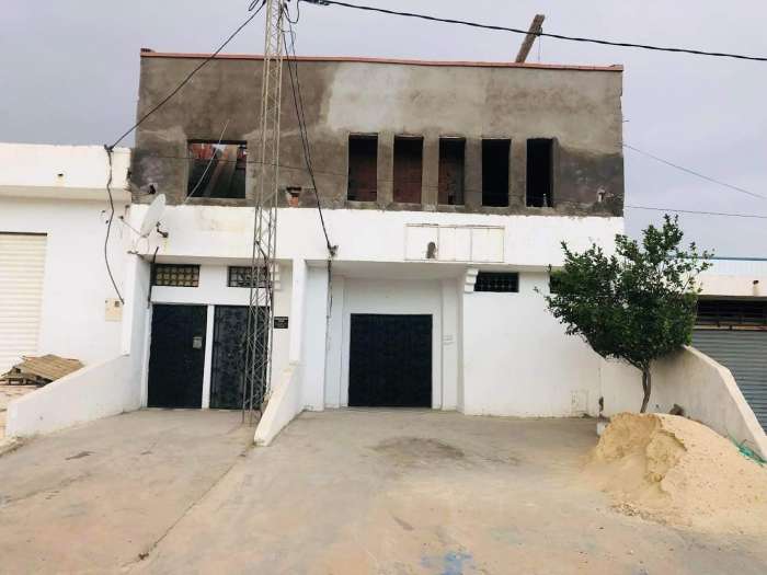Vente Local industriel à Zaghouan, Hammam Zriba, dans une zone industrielle en Tunisie