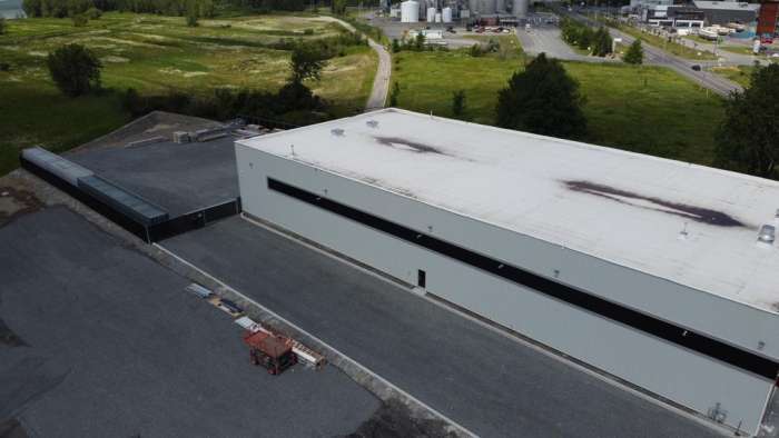 Vente Bâtiment industriel détaché de 2 490 m² à Varennes à proximité de A30