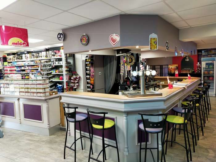 Vente Bar, tabac, FDJ avec logement à Mayenne (53100), dans le centre ville en France