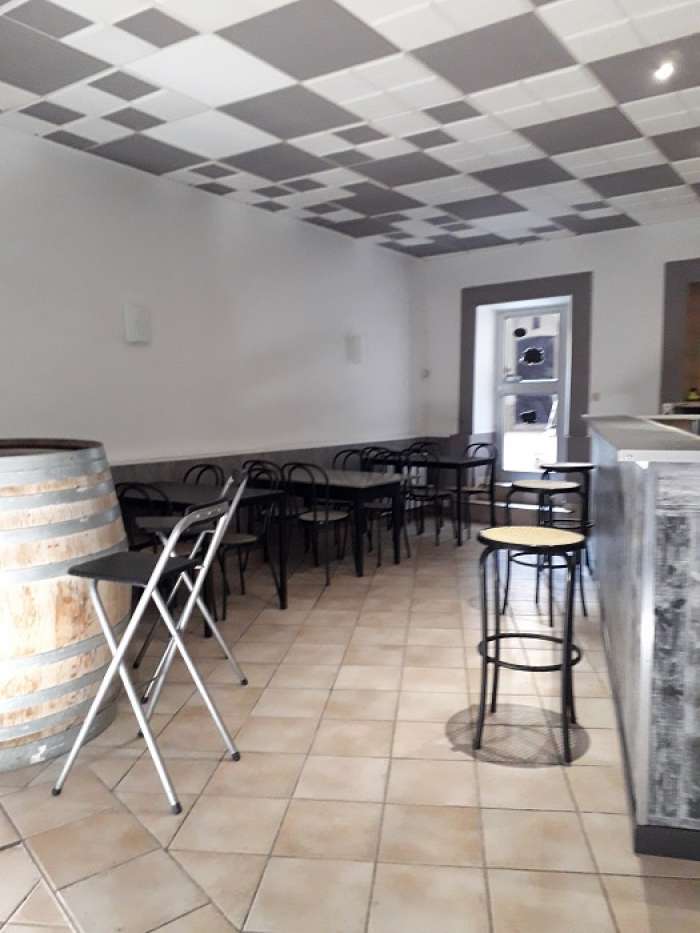 Vente Ensemble immobilier (bar - restaurant et habitations) proche de Montélimar (26200)