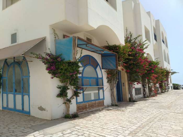 Vente Local commercial de 76 m² à Djerba - Houmt Souk, dans une région touristique en Tunisie