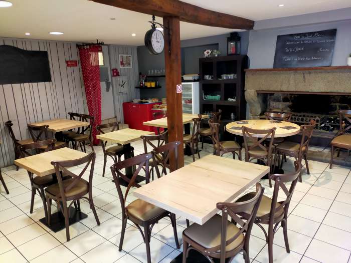 Vente Bar - restaurant dans un quartier touristique à Domfront en Poiraie (61700) en France
