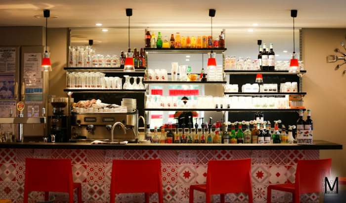 Vente Bar - restaurant - multiservices dans les Landes (40), en emplacement N°1 en France
