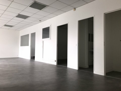 Vente Bureaux / Locaux professionnels, 90 m2 à Saint-Avertin (37550)