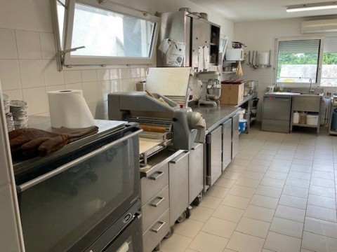 Vente Vente boulangerie, entre Vierzon et Bourges dans le Cher (18) en France