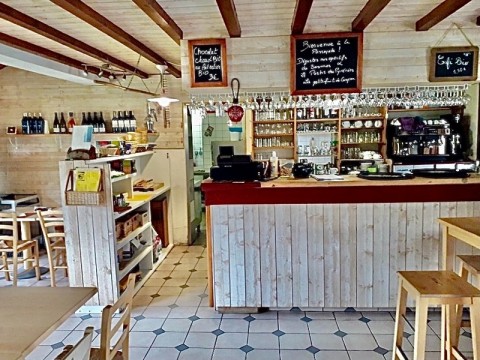 Vente Bar, Restaurant licence IV avec terrasse proche de Campan (65710) en France