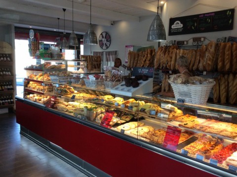Vente Belle boulangerie en zone artisanale, dans le Gard (30)