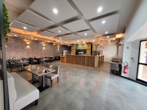 Vente Local commercial avec extraction actuellement Restaurant 30 couverts avec terrasse à Davézieux (07430)