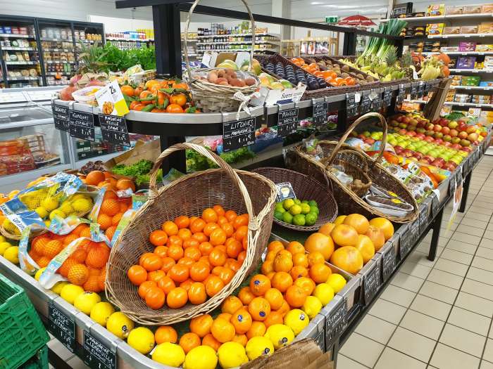 Vente Commerce alimentaire et multi-services, FDJ, PMU, relais colis sur un axe passant, dans les Vosges (88) en France