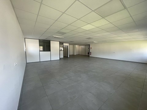 Vente Bureaux / Locaux professionnels, 220 m2 à La Motte-Servolex (73290)
