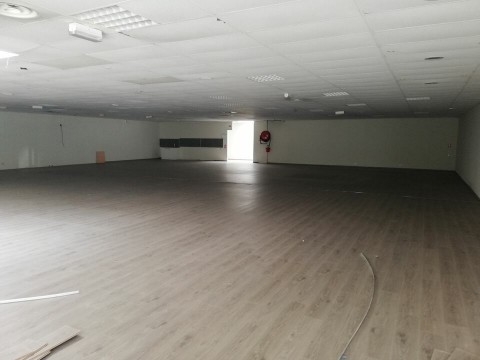 Vente Local commercial , 400 m2 à Feytiat (87220), dans une zone dynamique