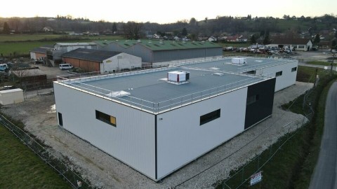 Vente Local d'activité / Entrepôt, 700 m2 à Les Abrets en Dauphiné (38490)