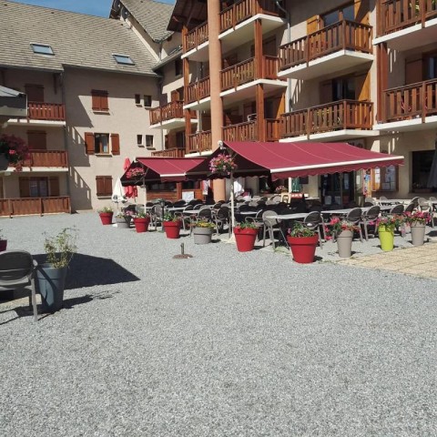 Vente Bar, Restaurant licence IV 250 couverts avec terrasse à Gap (05000) en France