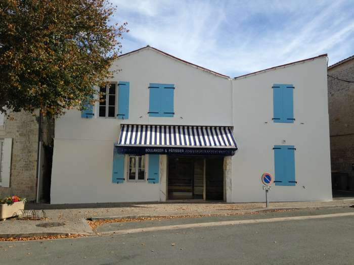 Vente Boulangerie, Pâtisserie, 268 m2 en Charente Maritime (17), dans une petite ville