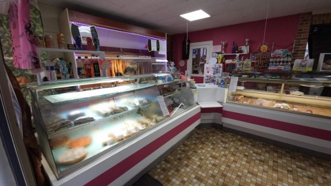 Vente Boulangerie-pâtisserie-traiteur à Gacé au cœur de ville dynamique (61230)