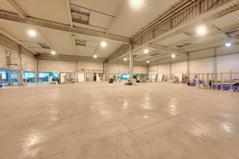 Vente Local d'activité / Entrepôt, 3290 m2 à Lieusaint (77127)
