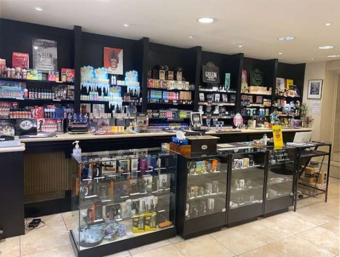 Vente Commerce de cigarettes électroniques, e-liquides et accessoires à Rambouillet (78120), dans les Yvelines sud en France