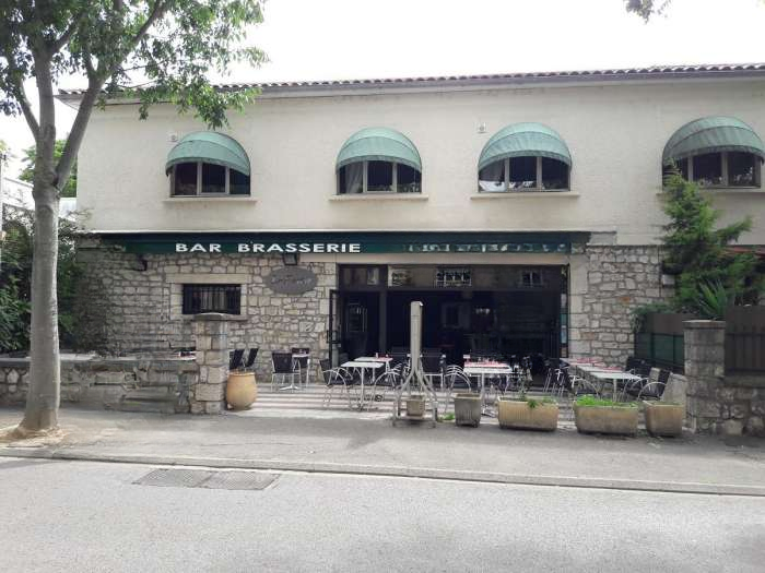 Vente Bar - restaurant à Figeac (46100), sur un axe entrant de la ville