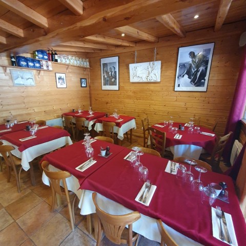 Vente Restaurant 40 couverts avec terrasse dans une zone fréquentée dans les Alpes de Haute Provence (04) en France