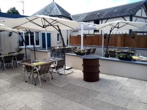 Vente Bar, Restaurant 130 couverts avec terrasse à Sées (61500)