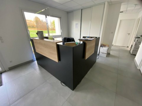 Vente Bureaux / Locaux professionnels, 335 m2 à La Bazoge (72650)