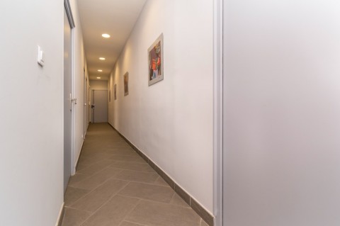 Vente Bureaux / Locaux professionnels, 124 m2 dans le Var (83) en France