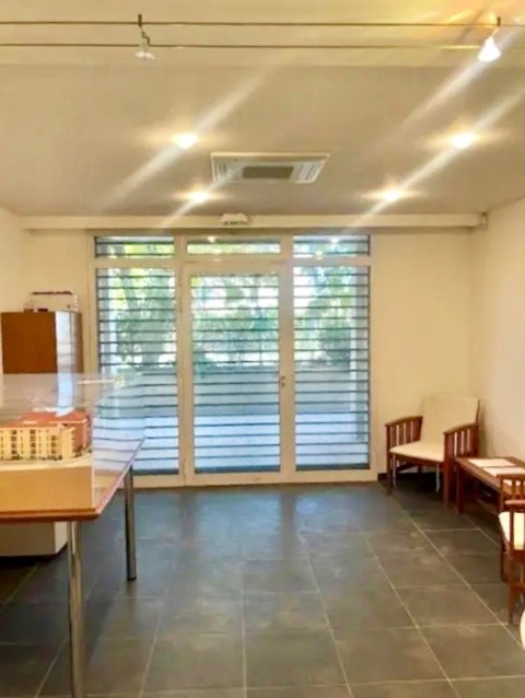 Vente Bureaux / Locaux professionnels, 105 m2 à Grasse (06130)