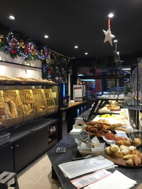 Vente Boulangerie - snacking, fermée dimanche et les jours fériés, dans le Rhône (69)