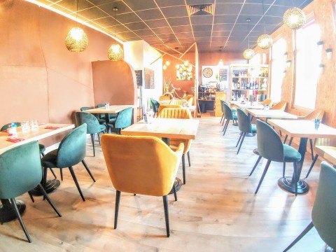 Vente Bar, Restaurant licence IV 34 couverts avec terrasse à Rodez (12000)