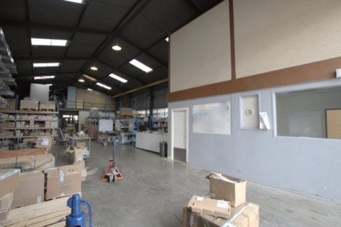 Vente Bureaux / Locaux professionnels, 691 m2 en Saône et Loire (71)