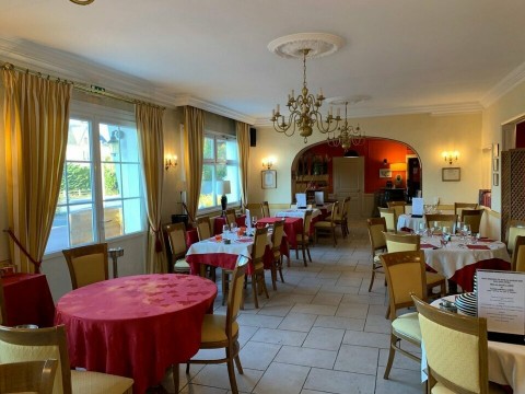 Vente Restaurant 70 couverts avec terrasse dans la Sarthe (72)