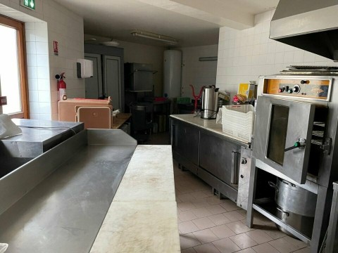 Vente Bar, Restaurant, Traiteur avec terrasse à Bonnétable (72110) en France
