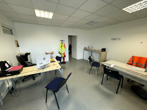Vente Bureaux / Locaux professionnels, 43 m2 à Chilly-Mazarin (91380)