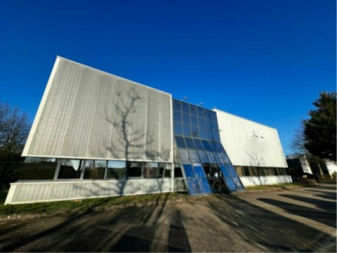 Vente Local d'activité / Entrepôt, 1257 m2 à Montivilliers (76290) en France