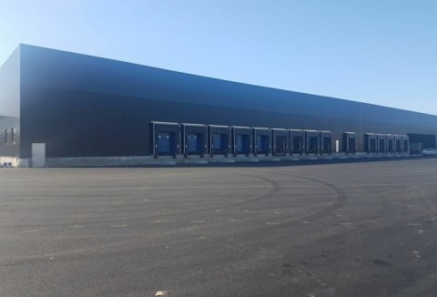 Vente Entrepôt logistique de 6 800 m2 dans une zone industrielle dynamique, proche de Pontcharra (38530)