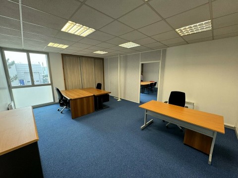 Vente Bureaux / Locaux professionnels, 54 m2 à Chilly-Mazarin (91380)