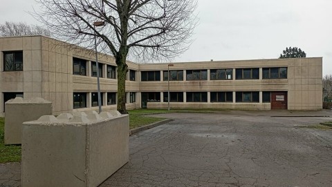 Vente Bureaux / Locaux professionnels, 1656 m2 à Reims (51100)