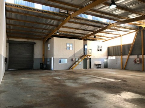 Vente Local d'activité / Entrepôt, 520 m2 à Eysines (33320) en France