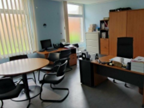 Vente Bureaux / Locaux professionnels, 415 m2 à Saint-Omer (62500)