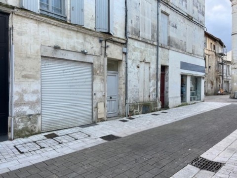 Vente Local d'activité / Entrepôt, 16 m2 en Charente Maritime (17) en France