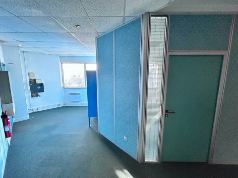 Vente Bureaux / Locaux professionnels, 25 m2 à Grigny (91350)