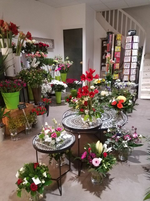 Vente Fleuriste, 50 m2 dans le centre du village de Communay