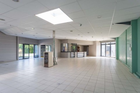 Vente Bureaux / Locaux professionnels, 600 m2 en Saône et Loire (71)
