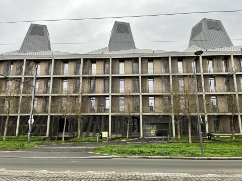 Vente Bureaux / Locaux professionnels, 3432 m2 à Bordeaux (33300) en France